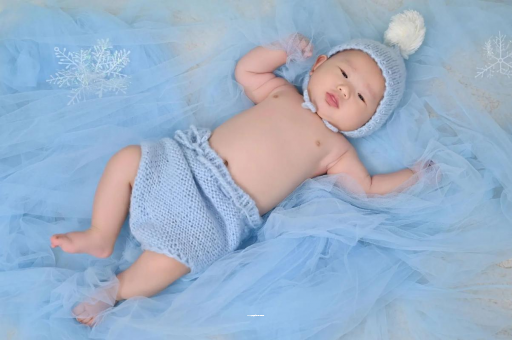 遵化市宝宝几个月开始吃辅食